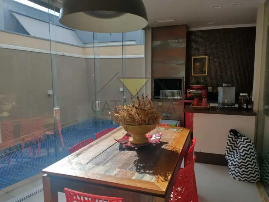 Foto 9 de Casa de Condomínio com 3 quartos à venda, 250m2 em Mogi Das Cruzes - SP