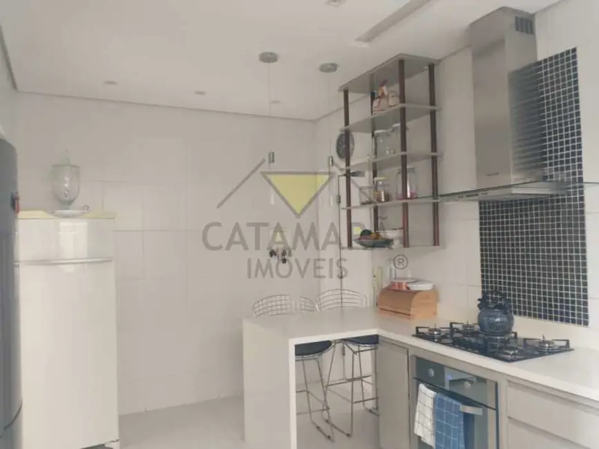 Foto 6 de Casa de Condomínio com 3 quartos à venda, 250m2 em Mogi Das Cruzes - SP