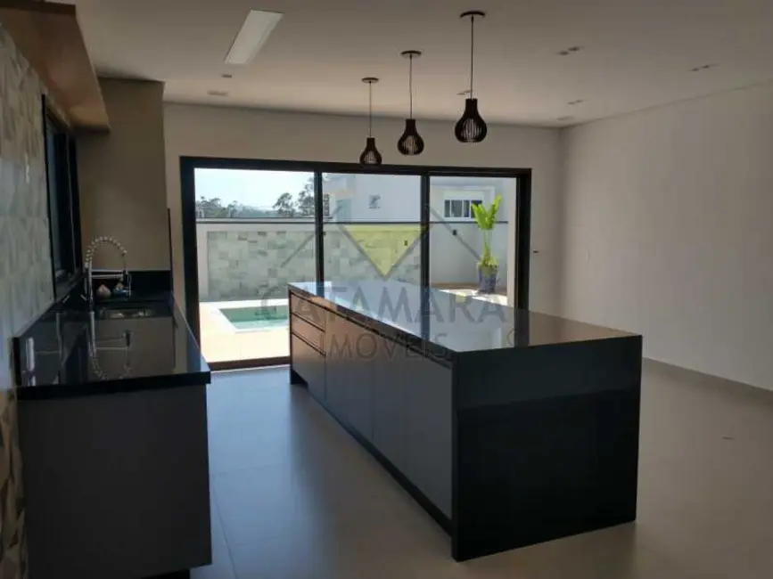 Foto 3 de Casa de Condomínio com 3 quartos à venda, 260m2 em Mogi Das Cruzes - SP