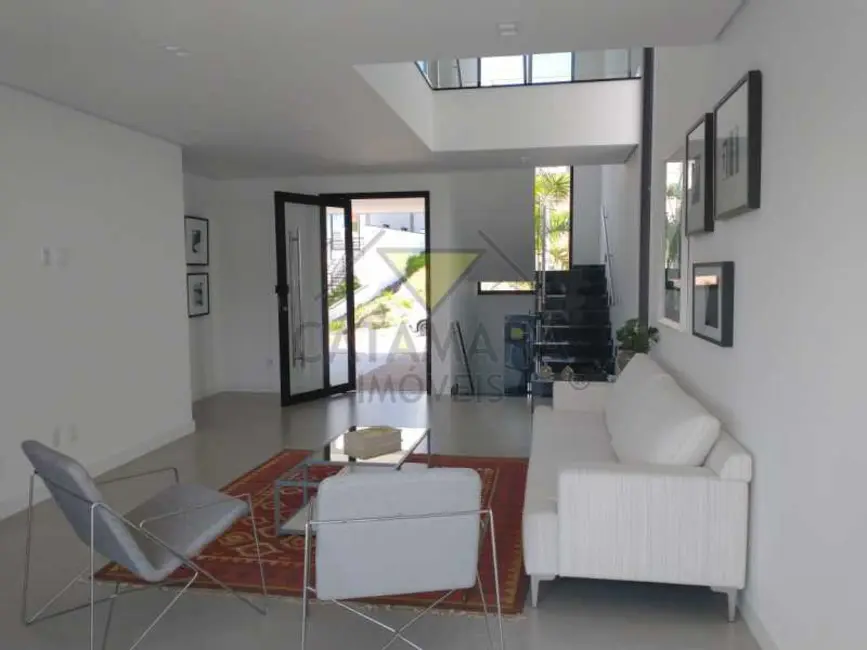 Foto 1 de Casa de Condomínio com 3 quartos à venda, 260m2 em Mogi Das Cruzes - SP