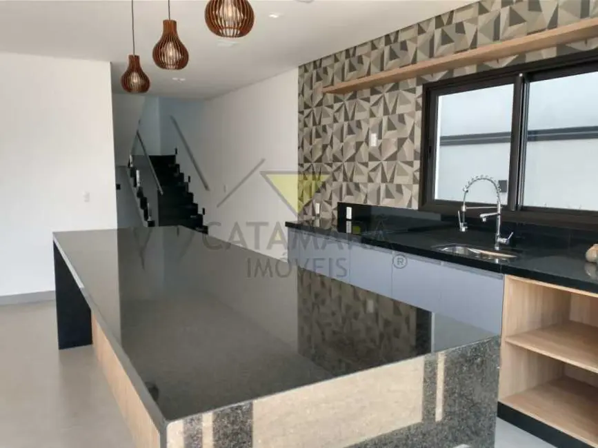 Foto 9 de Casa de Condomínio com 3 quartos à venda, 260m2 em Mogi Das Cruzes - SP