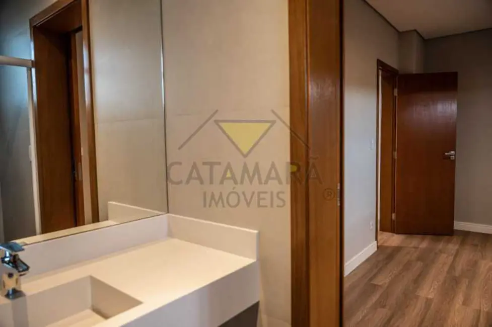 Foto 9 de Casa de Condomínio com 4 quartos à venda, 215m2 em Mogi Das Cruzes - SP