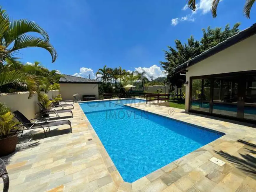 Casa de Condomínio com 6 quartos à venda, 400m2 em Guararema - SP - imagem 8 Foto 8 de Casa de Condomínio com 6 quartos à venda, 400m2 em Guararema - SP