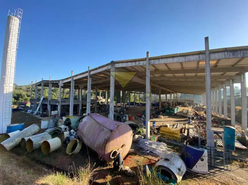 Foto 8 de Armazém / Galpão à venda, 3800m2 em Mogi Das Cruzes - SP