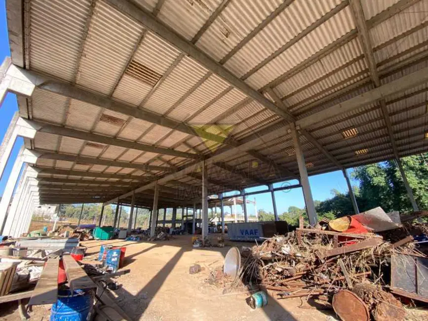 Foto 9 de Armazém / Galpão à venda, 3800m2 em Mogi Das Cruzes - SP