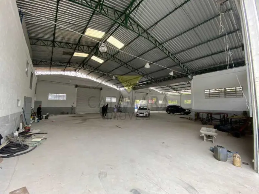 Armazém / Galpão para alugar, 900m2 em Mogi Das Cruzes - SP - imagem 1 Foto 1 de Armazém / Galpão para alugar, 900m2 em Mogi Das Cruzes - SP