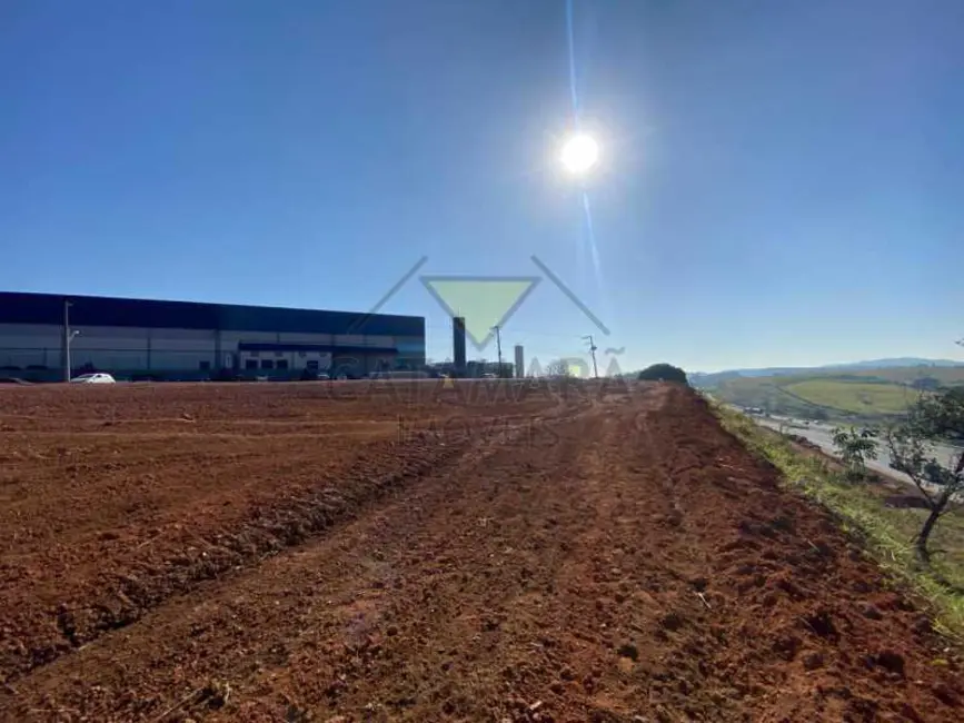 Foto 3 de Terreno / Lote à venda, 5218m2 em Mogi Das Cruzes - SP