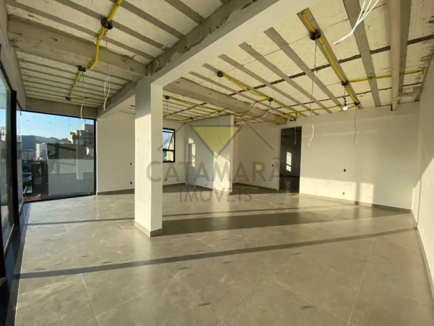 Prédio Inteiro para alugar, 750m2 em Mogi Das Cruzes - SP - imagem 9 Foto 9 de Prédio Inteiro para alugar, 750m2 em Mogi Das Cruzes - SP