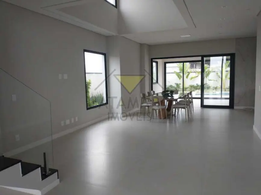 Foto 3 de Casa de Condomínio com 3 quartos à venda, 230m2 em Mogi Das Cruzes - SP