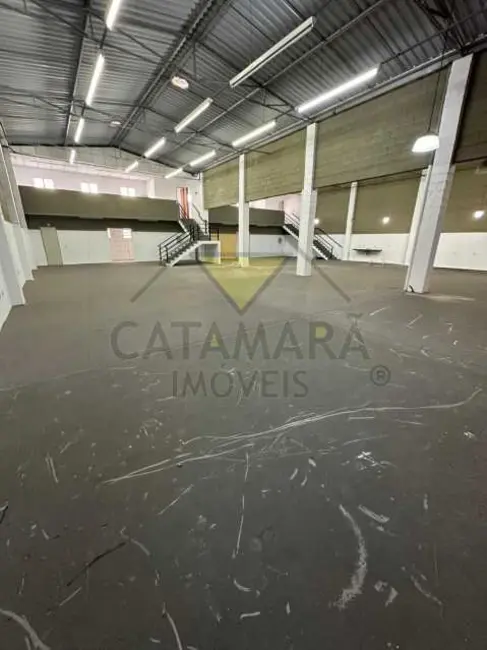 Foto 3 de Armazém / Galpão para alugar, 1100m2 em Mogi Das Cruzes - SP