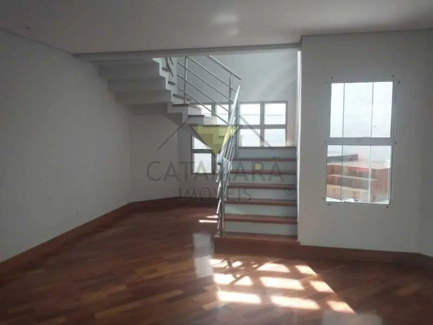 Foto 3 de Casa de Condomínio com 3 quartos à venda e para alugar, 250m2 em Mogi Das Cruzes - SP