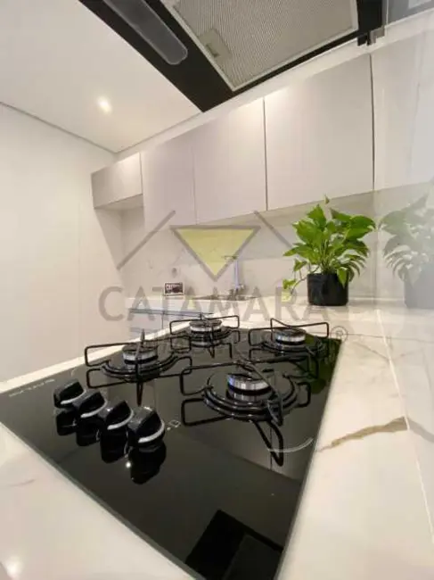 Foto 8 de Casa com 2 quartos à venda, 89m2 em Mogi Das Cruzes - SP