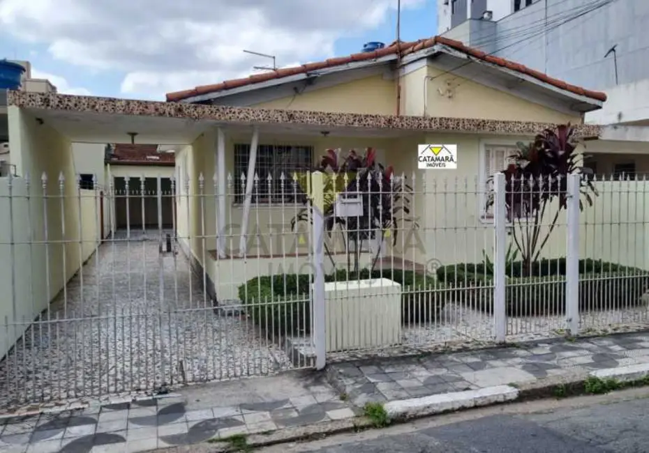 Foto 1 de Casa com 2 quartos à venda e para alugar, 250m2 em Suzano - SP