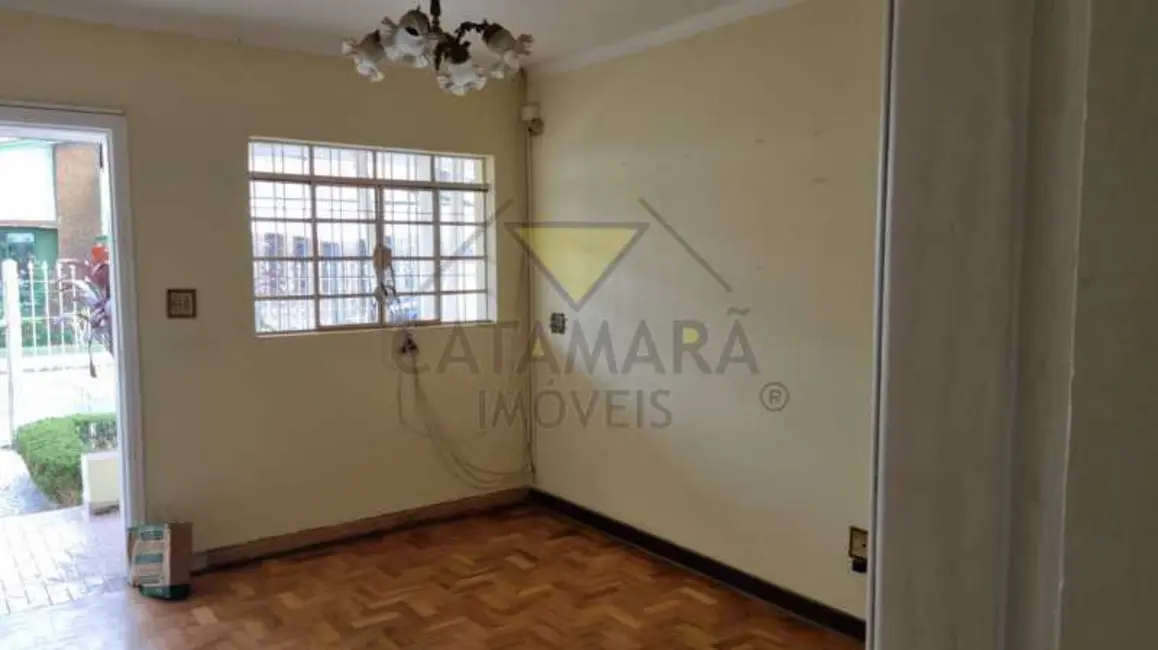 Foto 2 de Casa com 2 quartos à venda e para alugar, 250m2 em Suzano - SP