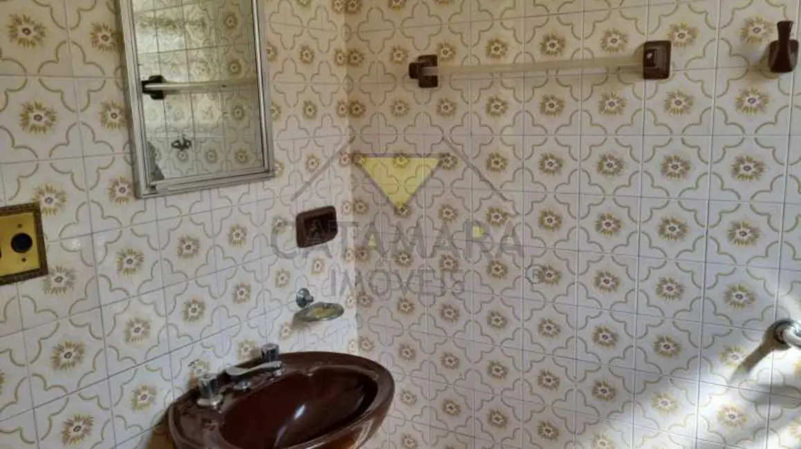 Foto 6 de Casa com 2 quartos à venda e para alugar, 250m2 em Suzano - SP