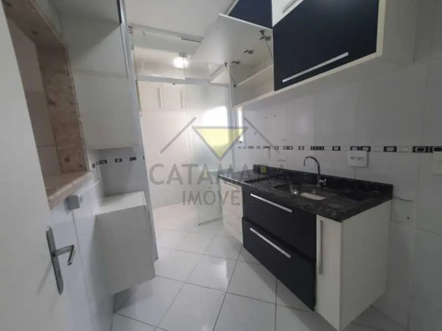 Foto 9 de Apartamento com 3 quartos para alugar, 65m2 em Mogi Das Cruzes - SP