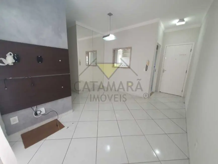 Foto 2 de Apartamento com 3 quartos para alugar, 65m2 em Mogi Das Cruzes - SP