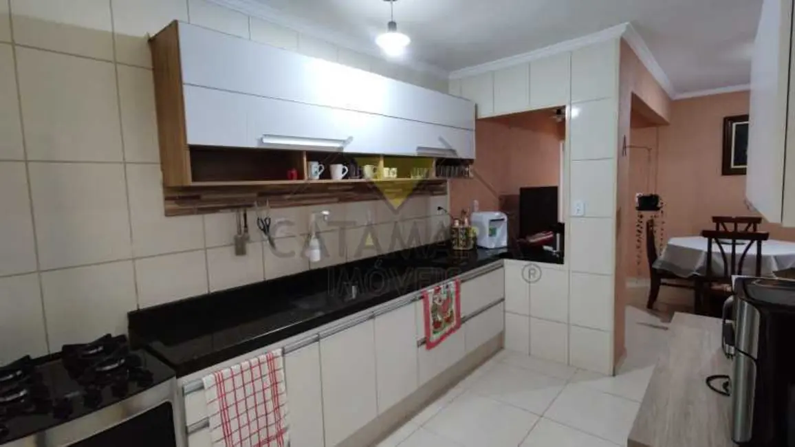 Foto 9 de Casa com 2 quartos à venda, 159m2 em Mogi Das Cruzes - SP
