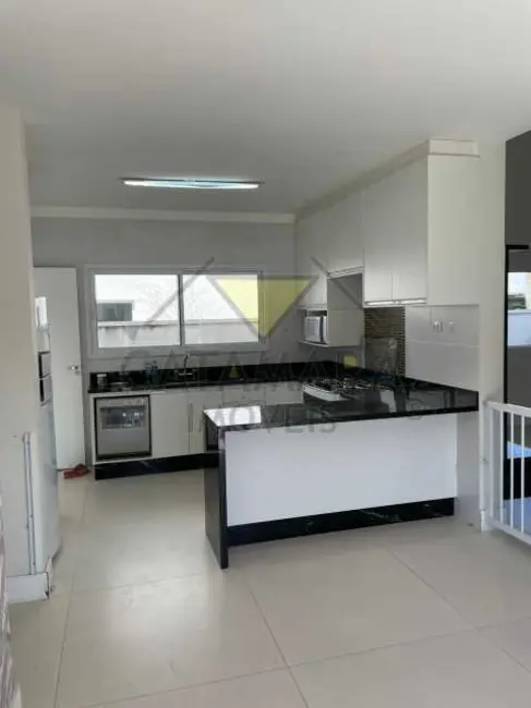 Foto 9 de Casa de Condomínio com 3 quartos para alugar, 110m2 em Mogi Das Cruzes - SP