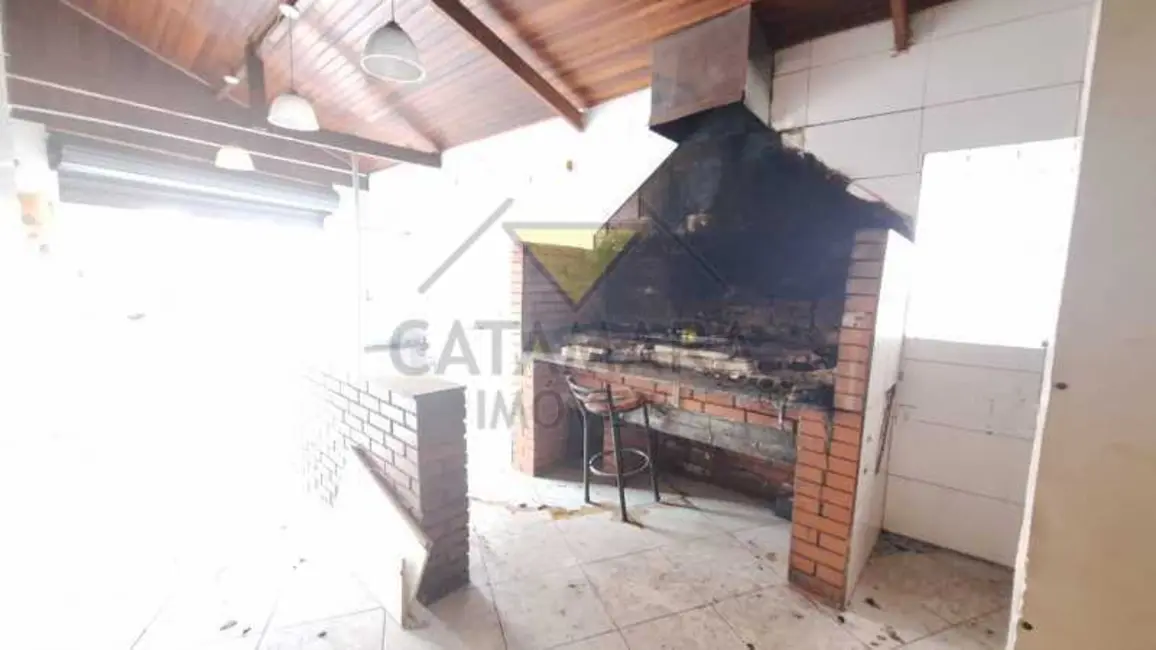 Foto 3 de Loja à venda, 228m2 em Mogi Das Cruzes - SP