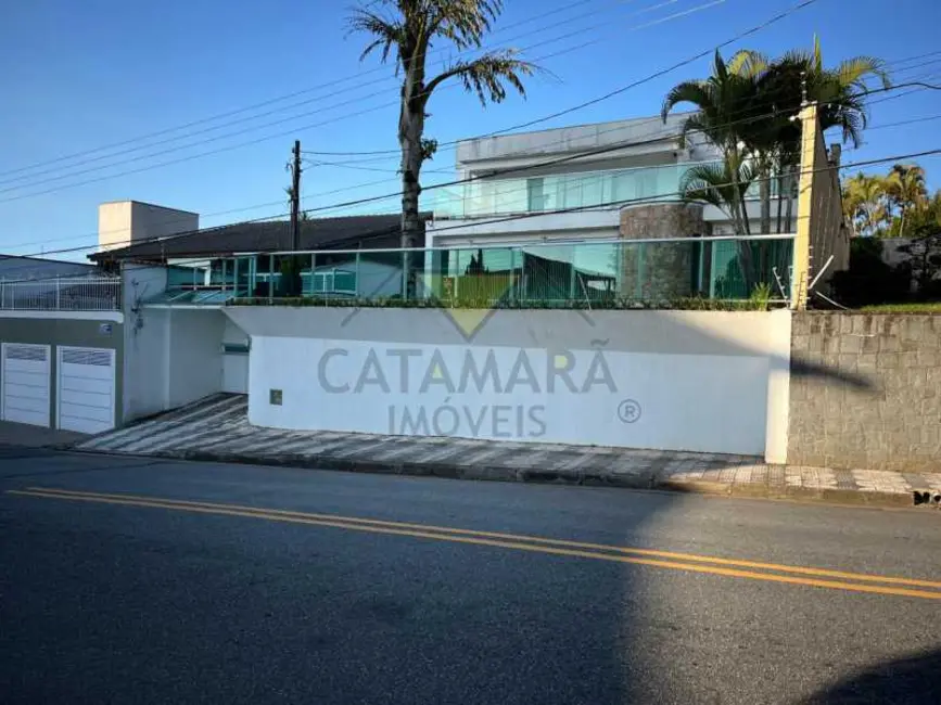 Foto 1 de Casa com 4 quartos à venda e para alugar, 408m2 em Mogi Das Cruzes - SP