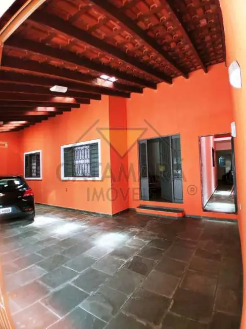 Foto 1 de Casa com 4 quartos à venda, 200m2 em Mogi Das Cruzes - SP