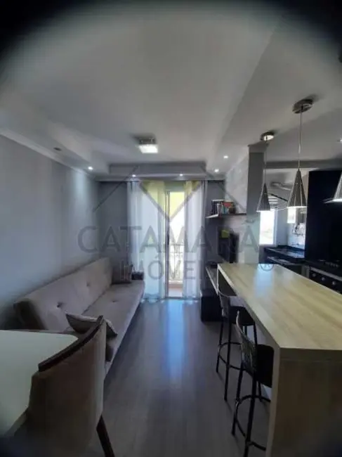 Foto 2 de Apartamento com 2 quartos para alugar, 47m2 em Mogi Das Cruzes - SP