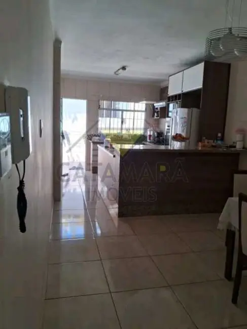 Casa com 3 quartos à venda, 173m2 em Mogi Das Cruzes - SP - imagem 5 Foto 5 de Casa com 3 quartos à venda, 173m2 em Mogi Das Cruzes - SP