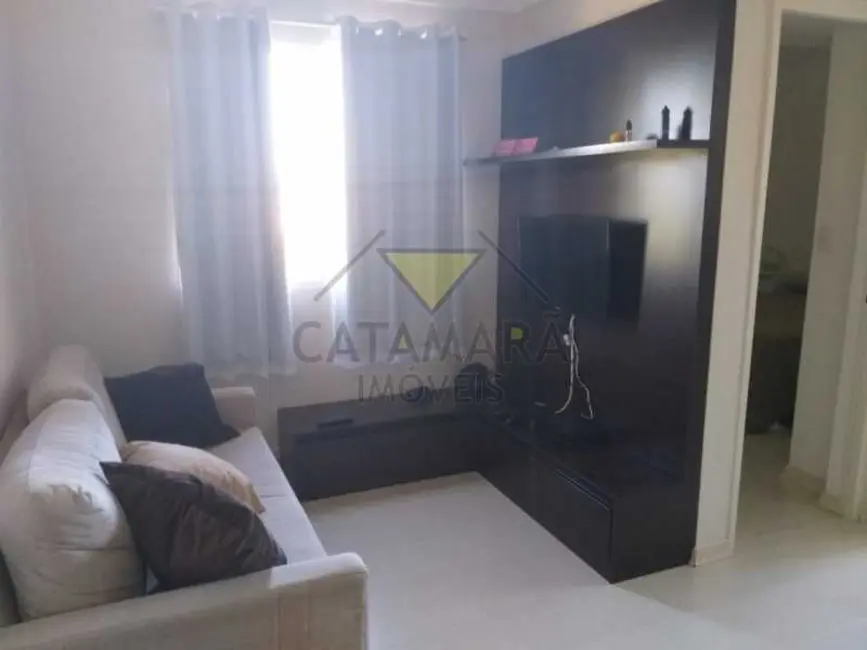 Foto 1 de Apartamento com 2 quartos para alugar, 46m2 em Mogi Das Cruzes - SP