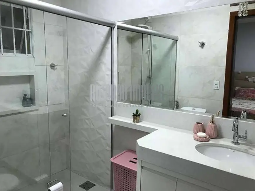 Foto 2 de Casa com 3 quartos à venda, 130m2 em Vila Rosália, Guarulhos - SP