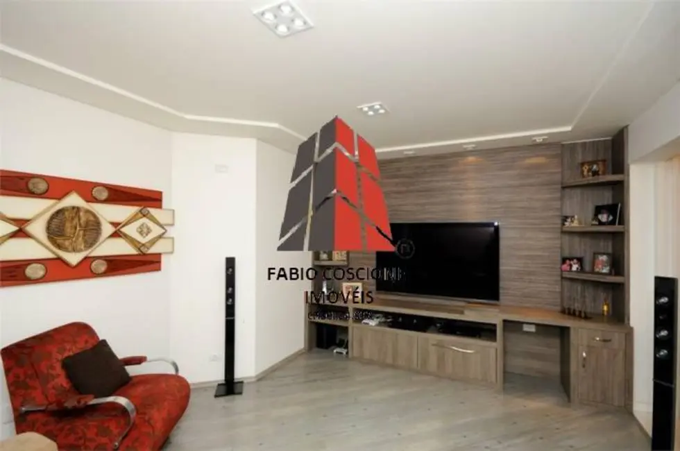 Sobrado com 4 quartos à venda, 305m2 em Vila Carrão, São Paulo - SP - imagem 9 Foto 9 de Sobrado com 4 quartos à venda, 305m2 em Vila Carrão, São Paulo - SP