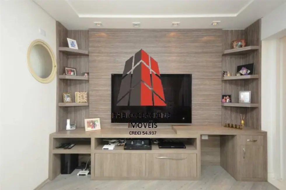 Sobrado com 4 quartos à venda, 305m2 em Vila Carrão, São Paulo - SP - imagem 7 Foto 7 de Sobrado com 4 quartos à venda, 305m2 em Vila Carrão, São Paulo - SP