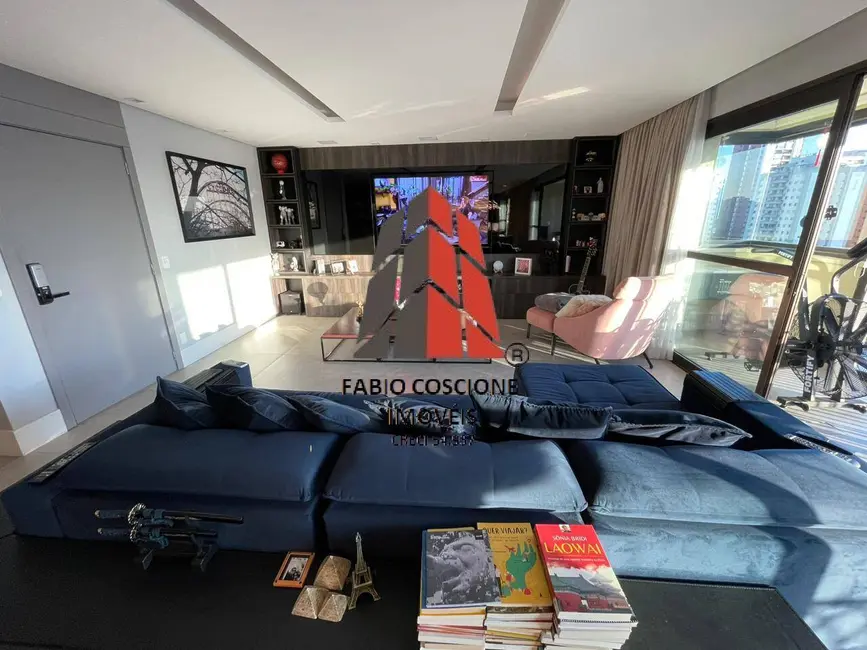 Foto 2 de Apartamento com 3 quartos à venda, 195m2 em Tatuapé, São Paulo - SP