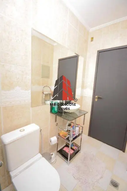 Sobrado com 3 quartos à venda, 240m2 em Jardim Textil, São Paulo - SP - imagem 6 Foto 6 de Sobrado com 3 quartos à venda, 240m2 em Jardim Textil, São Paulo - SP