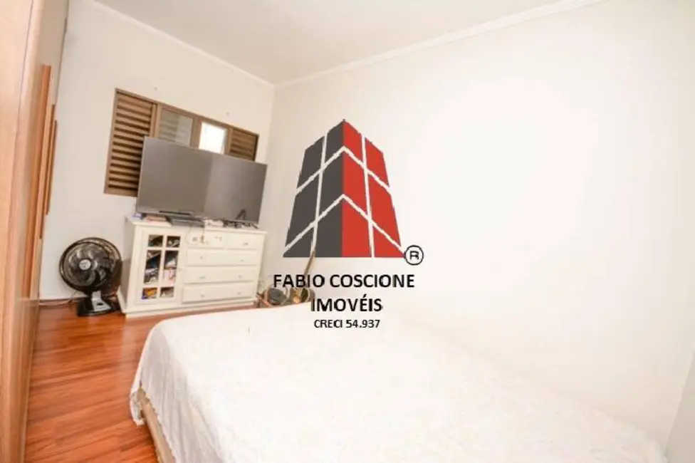 Sobrado com 3 quartos à venda, 240m2 em Jardim Textil, São Paulo - SP - imagem 8 Foto 8 de Sobrado com 3 quartos à venda, 240m2 em Jardim Textil, São Paulo - SP