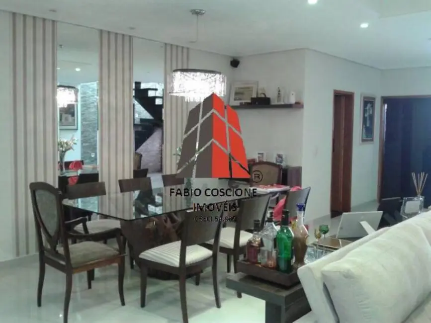 Sobrado com 3 quartos à venda, 200m2 em Tatuapé, São Paulo - SP - imagem 2 Foto 2 de Sobrado com 3 quartos à venda, 200m2 em Tatuapé, São Paulo - SP