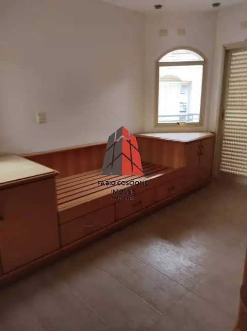 Sobrado com 4 quartos à venda, 307m2 em Vila Carrão, São Paulo - SP - imagem 8 Foto 8 de Sobrado com 4 quartos à venda, 307m2 em Vila Carrão, São Paulo - SP