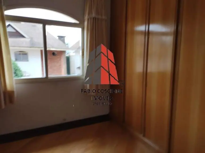 Sobrado com 3 quartos à venda, 307m2 em Vila Carrão, São Paulo - SP - imagem 3 Foto 3 de Sobrado com 3 quartos à venda, 307m2 em Vila Carrão, São Paulo - SP