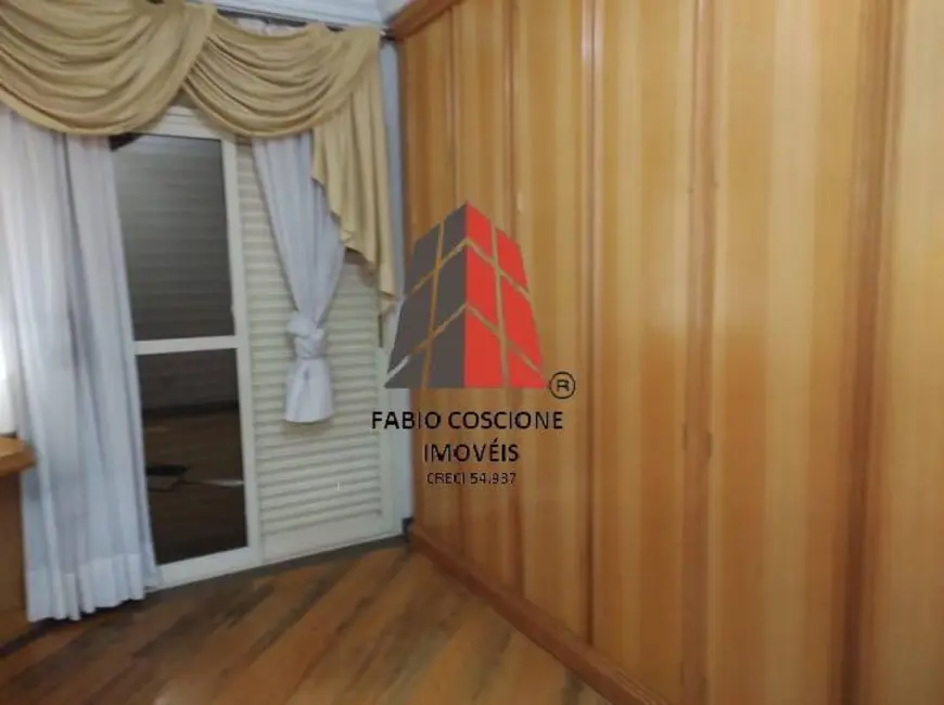 Sobrado com 3 quartos à venda, 307m2 em Vila Carrão, São Paulo - SP - imagem 8 Foto 8 de Sobrado com 3 quartos à venda, 307m2 em Vila Carrão, São Paulo - SP