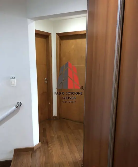 Sobrado com 4 quartos à venda, 220m2 em Vila Gomes Cardim, São Paulo - SP - imagem 9 Foto 9 de Sobrado com 4 quartos à venda, 220m2 em Vila Gomes Cardim, São Paulo - SP