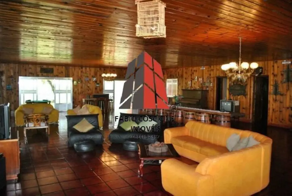 Foto 8 de Casa com 8 quartos à venda, 1300m2 em Santa Isabel - SP