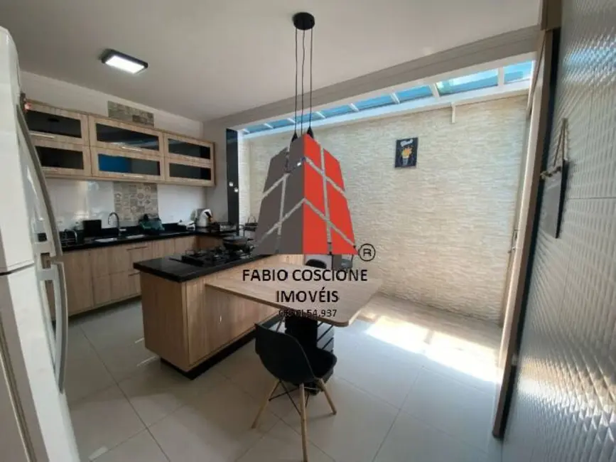 Sobrado com 3 quartos à venda, 150m2 em Tatuapé, São Paulo - SP - imagem 5 Foto 5 de Sobrado com 3 quartos à venda, 150m2 em Tatuapé, São Paulo - SP