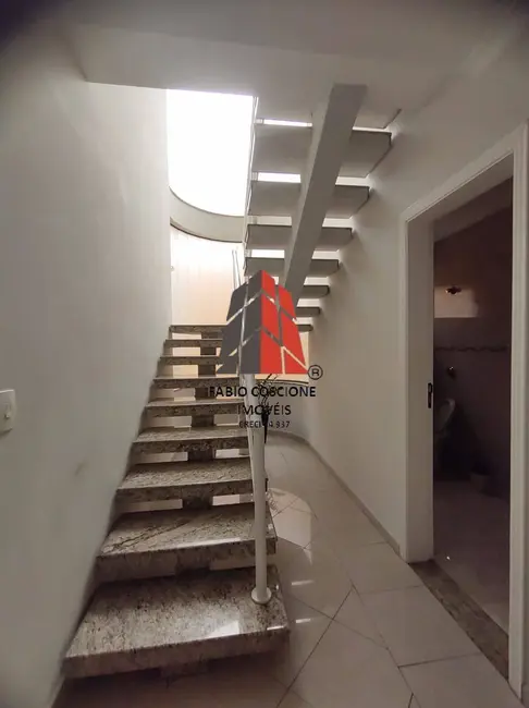 Sobrado com 3 quartos à venda, 340m2 em Vila Carrão, São Paulo - SP - imagem 7 Foto 7 de Sobrado com 3 quartos à venda, 340m2 em Vila Carrão, São Paulo - SP