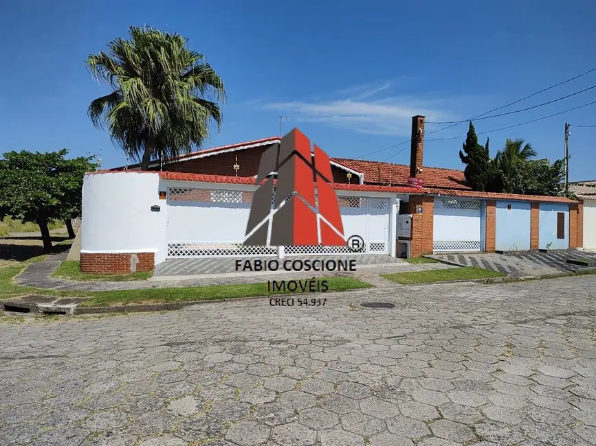 Foto 5 de Casa com 3 quartos à venda, 230m2 em Peruibe - SP