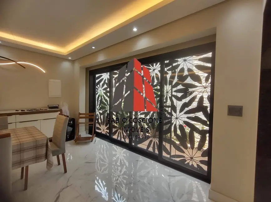 Sobrado com 3 quartos para alugar, 198m2 em Tatuapé, São Paulo - SP - imagem 8 Foto 8 de Sobrado com 3 quartos para alugar, 198m2 em Tatuapé, São Paulo - SP