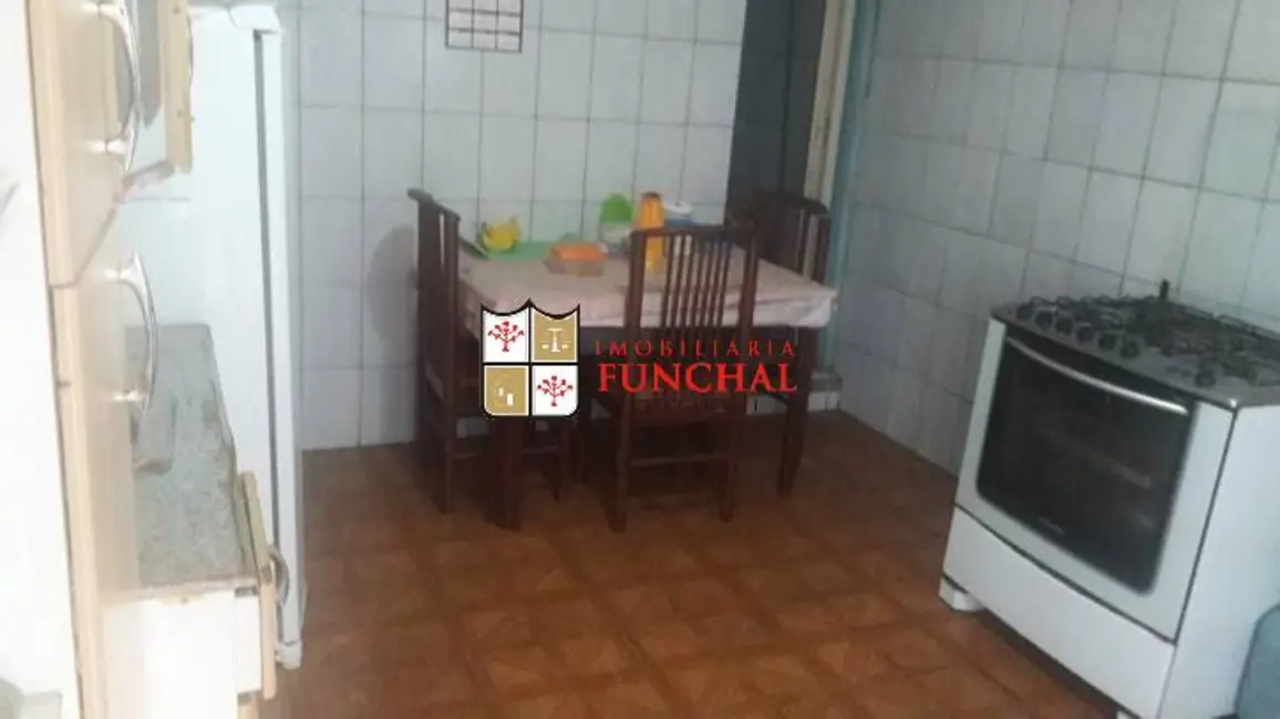 Casa com 3 quartos à venda, 250m2 em Centro, Diadema - SP - imagem 9 Foto 9 de Casa com 3 quartos à venda, 250m2 em Centro, Diadema - SP