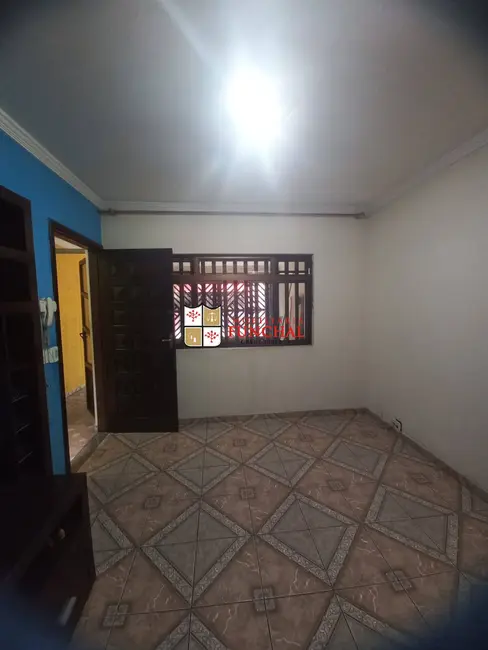 Foto 9 de Sobrado com 3 quartos à venda, 196m2 em Piraporinha, Diadema - SP