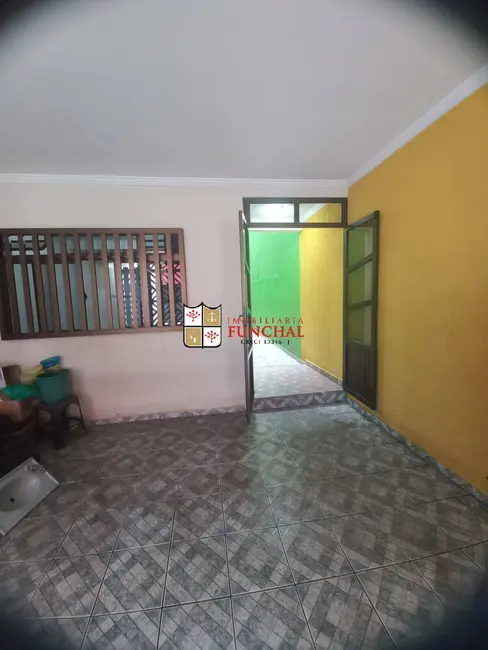 Foto 3 de Sobrado com 3 quartos à venda, 196m2 em Piraporinha, Diadema - SP