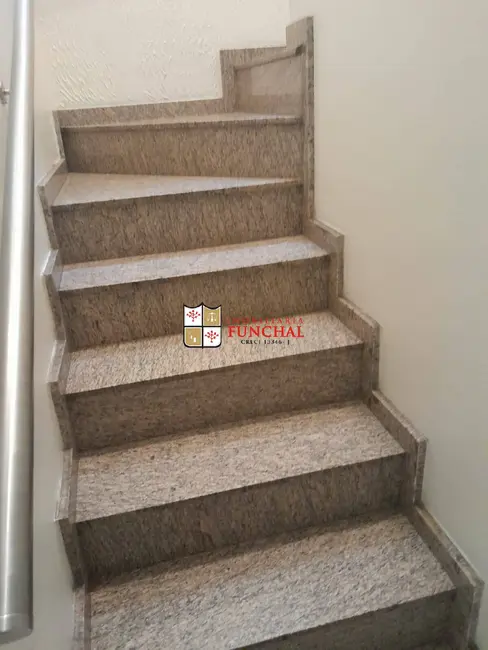 Foto 7 de Sobrado com 3 quartos à venda, 176m2 em Piraporinha, Diadema - SP