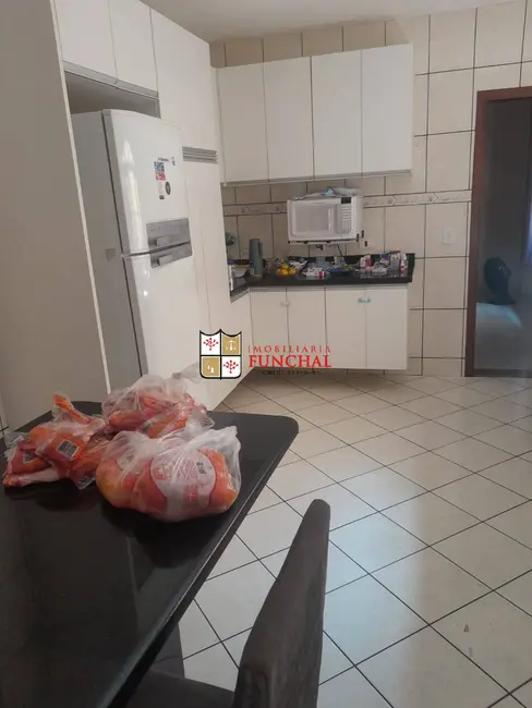 Foto 9 de Sobrado com 3 quartos à venda, 176m2 em Piraporinha, Diadema - SP